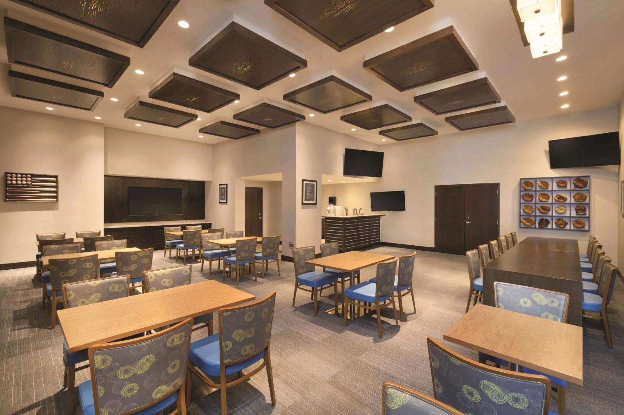Hampton Inn & Suites Washington, D.C. - Navy Yard Bagian luar foto